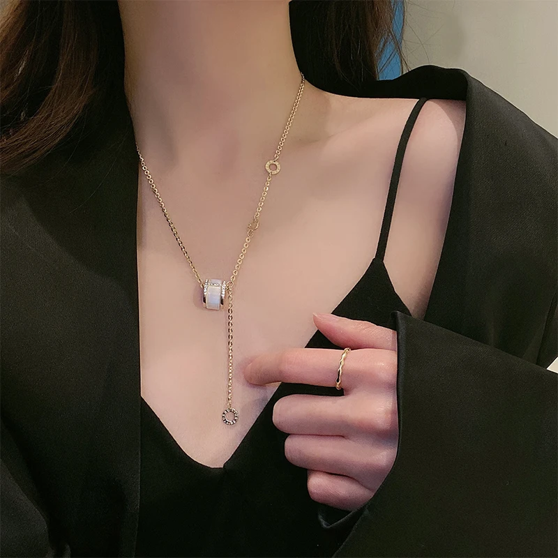 2021 Creative Opal H Letter Small Waist Pendant Titanium Steel Woman Necklace Korean Fashion Jewelry Sexy Girl's Clavicle Chain