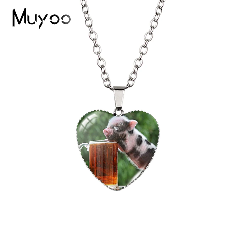 2021 New Cartoon Pet Pig Lovely Piggy Glass Cabochon Heart Pendants Funny Pigs Patterns Handcraft Heart Necklace HZ3