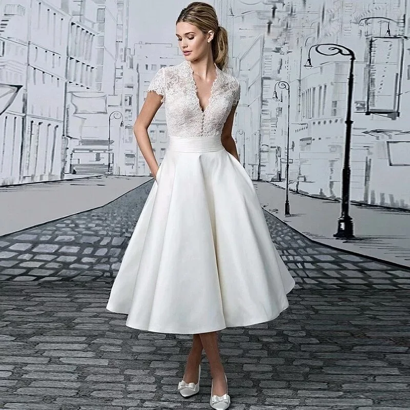 Princess Short Wedding Dresses 2021 Tea-Length Cap Sleeve V-Neck Lace Appliques Button Elegant A-Line Satin Civil vestido de nov