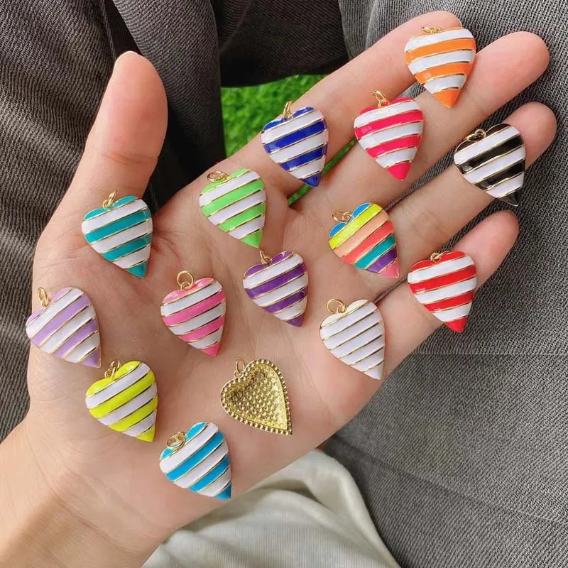 

5Pcs/Lot Directly Factory High Quality Decorative Colorful Heart Shape Brass Enamel Pendants