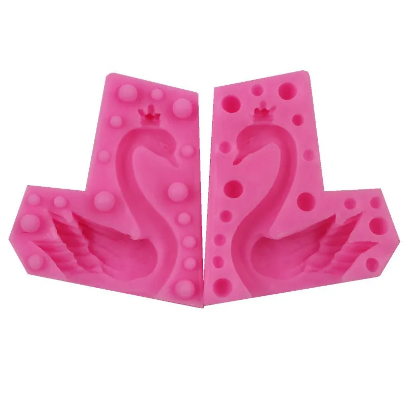 3D Wearing Crown Swan Shaped Fondant Cake Silicone Mould Cookies Biscuits Mold DIY Cake Baking Decoration Tools Chocolate Mould