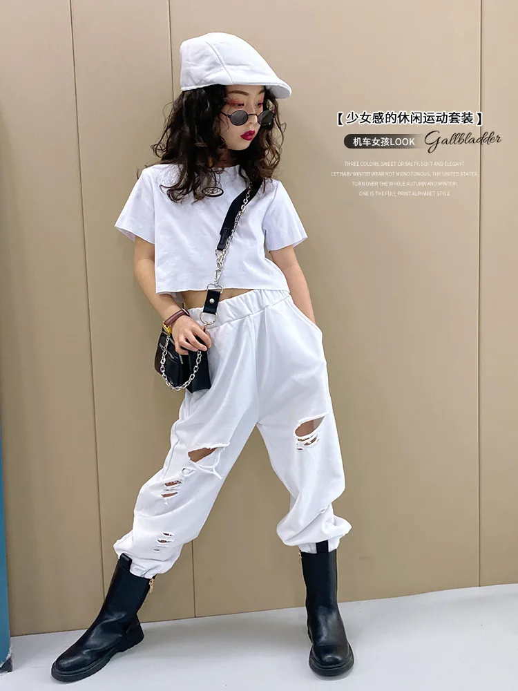 Boys And Girls Small Standard T-shirt 2022 Summer New Korean Version Of The Big Children's All-match Short Jacket Ripped Pants P