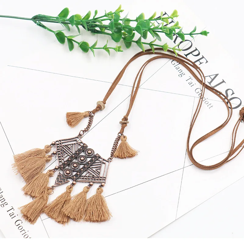 Bohemia Long tassel women\'s necklaces Long Leather chain Sweater chain Ethnic round tassel necklaces for women wholesale