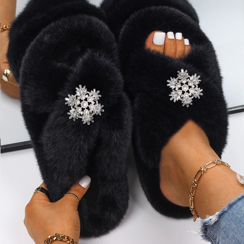 Slippers Female Rhinestone Snowflake Furry Slides Faux Fur Sandals Ladies Flip Flops Designer Fluffy Slippers Shoes 2022 Women