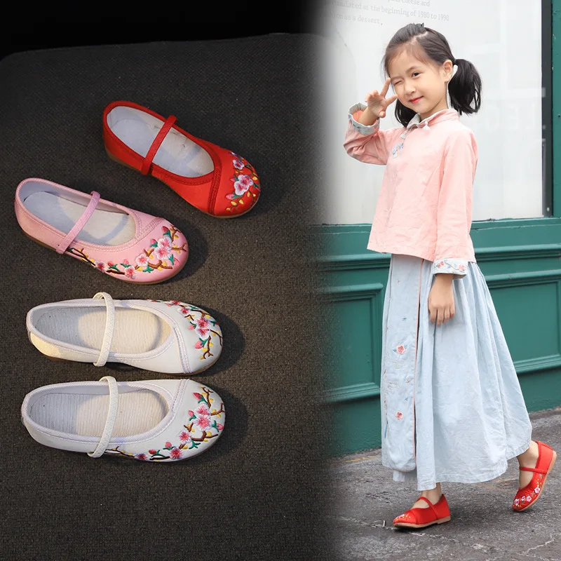 2019New Kids Shoes Chinese Style Embroidered Little Baby Girls Princess Shoes soft-soled Girls Flat Shoes Red Pink 2 3 4 5 6 7T