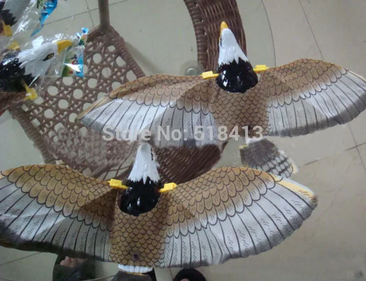 Elektryczne zwierzę elektryczny orzeł symulacja drutu kurierskiego Feiying ptaki Model zwierzęcia zabawki dla dzieci z lampą muzyka unisex 2021