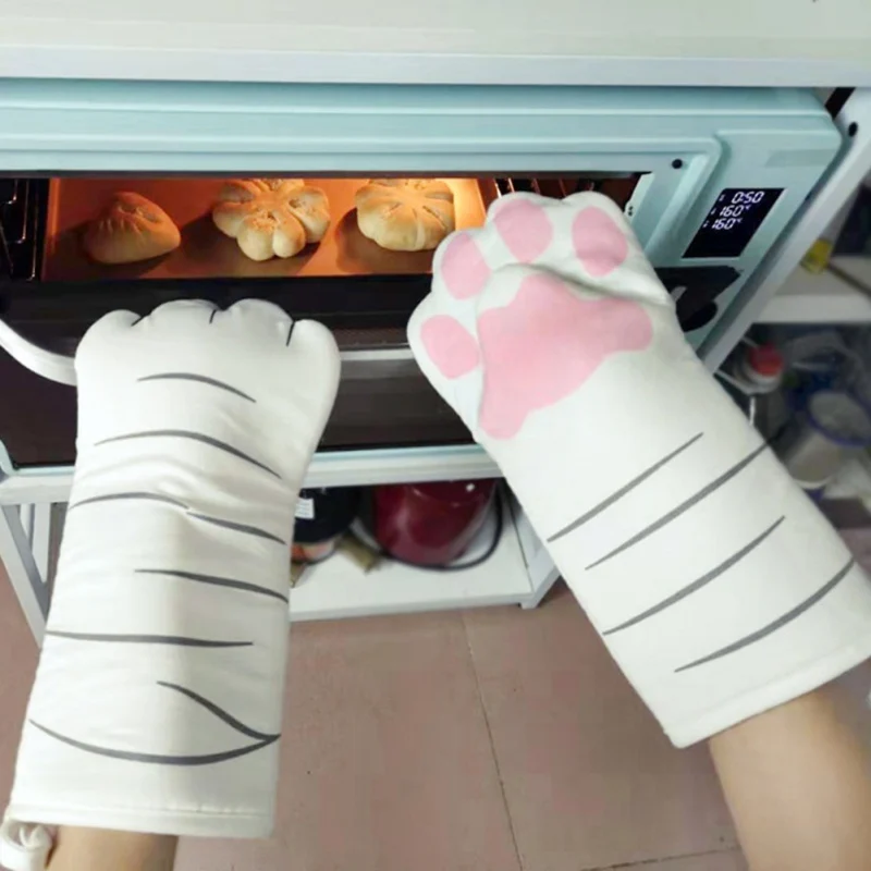 

3D Cartoon Cat Paws Oven Mitts Long Cotton Baking Insulation Microwave Non-slip Gloves Cotton Baking Insulation Gloves