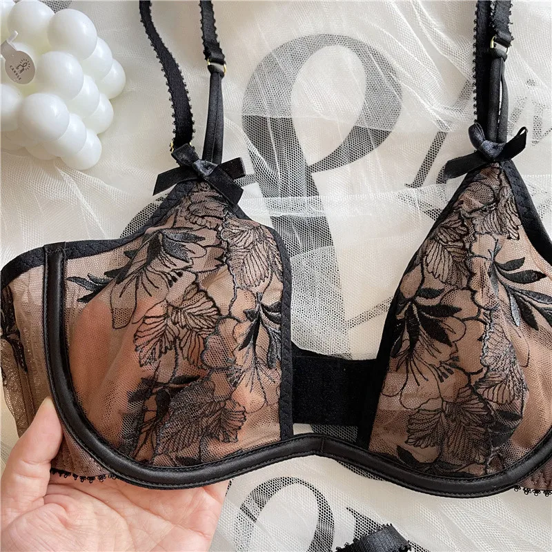 Light luxury embroidery ultra-thin sexy transparent underwear women\'s big breasts U-shaped lace bra set summer