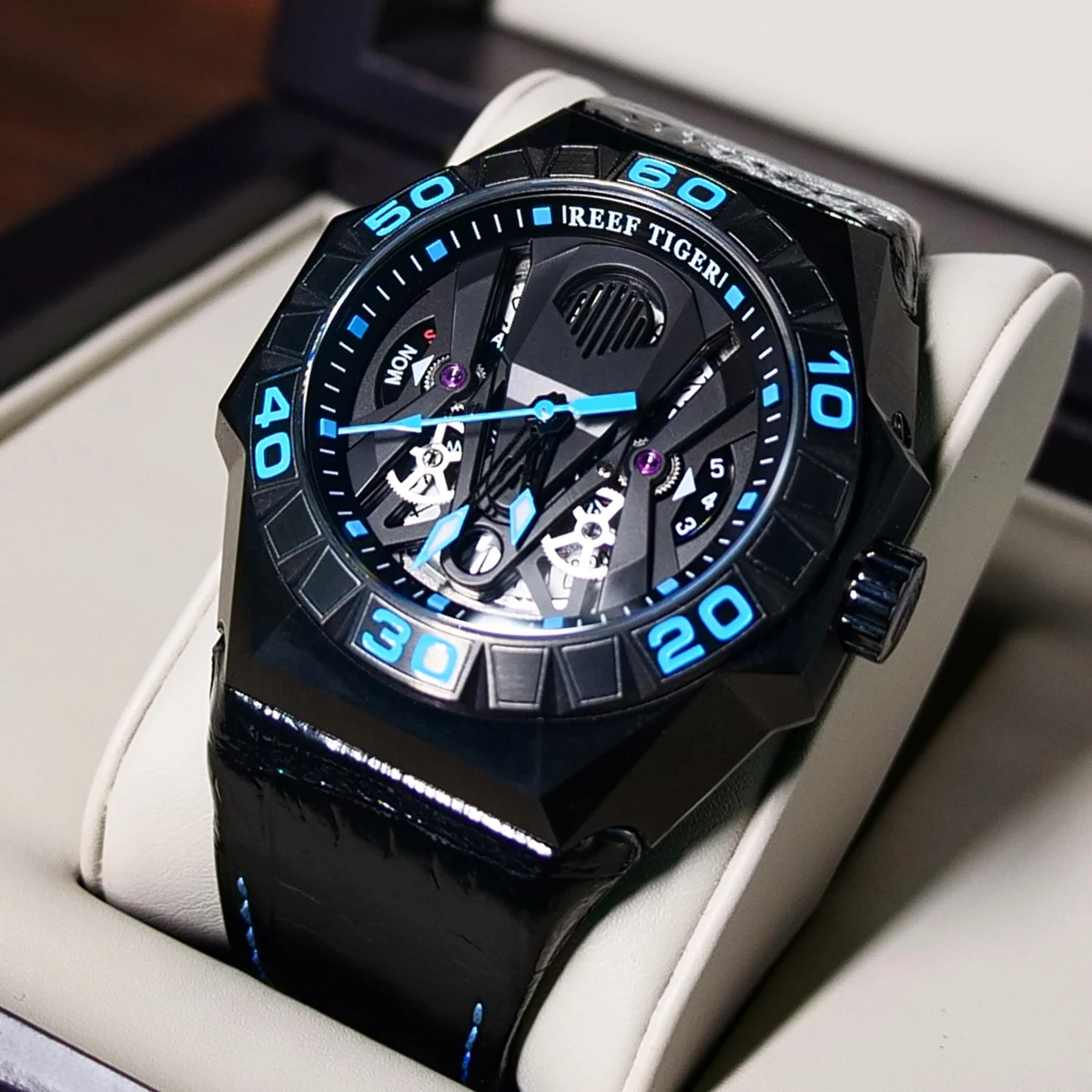 Reef Tiger/RT Limited Watch Men Automatic Mechanical All Black Blue Skeleton Waterproof  Leather Strap Relogio Masculino RGA6912