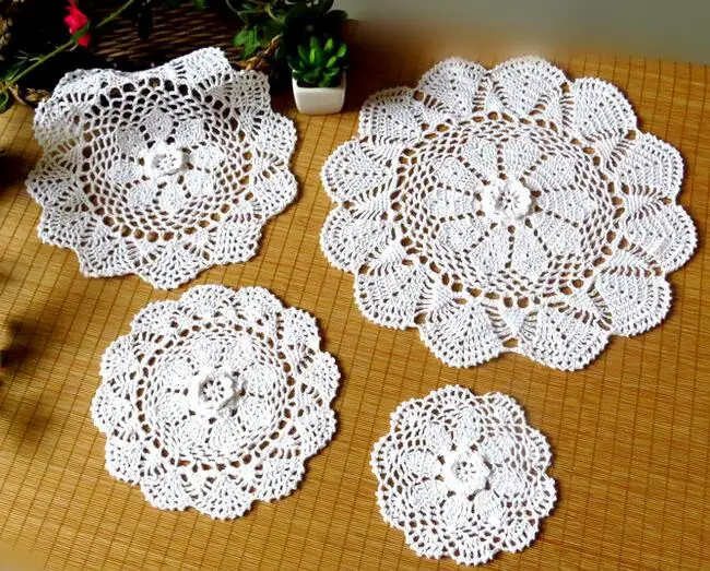 3Sizes Round Design Cotton 3d Flower Table Cltoh Placemats Handmade Crochet Doily Pad Christmas Kitchen Decoration Tableware Mat