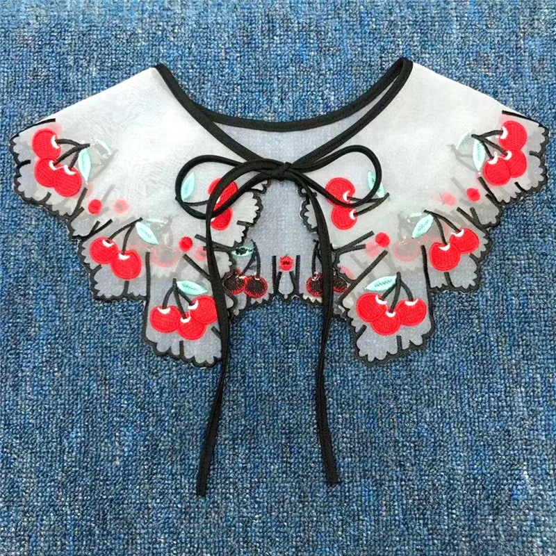 Women Detachable Lace Fake Collar Blouse Cloud Shoulder Doll Collar Embroidered Bow False Collar Clothes Shirt Accessories