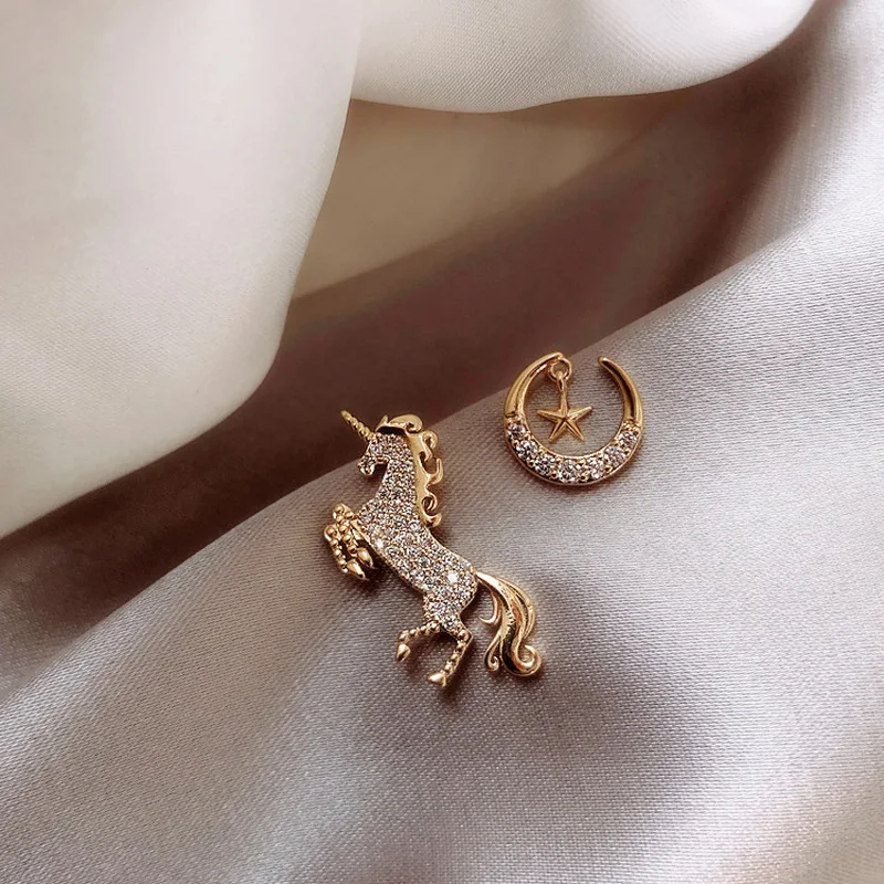 Cute Horse Zircon Stud Earrings for Women Girls Animal Owl Cat Fish Tail Gold Color Pearl Wedding Party Jewelry New Sweet Gifts