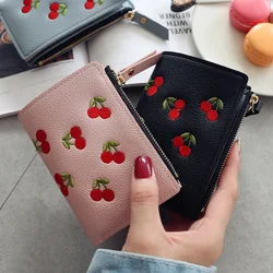 Monedero con bordado de frutas de cerezo para mujer, cartera pequeña de cuero PU para estudiantes, Mini tarjetero