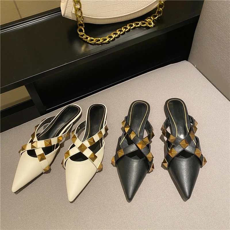 2021 Summer New Toe Cap Semi Slipper Sandals Women's Pointed Flat Rivet Outer Wear Lazybones' Mules