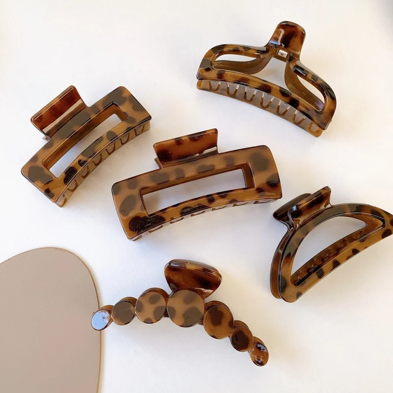 Fermagli per capelli alla moda per ragazze Clip per artiglio di leopardo in plastica Elegante forma di geometria Fermagli per capelli da donna Accessori per capelli Nuovo artiglio per capelli