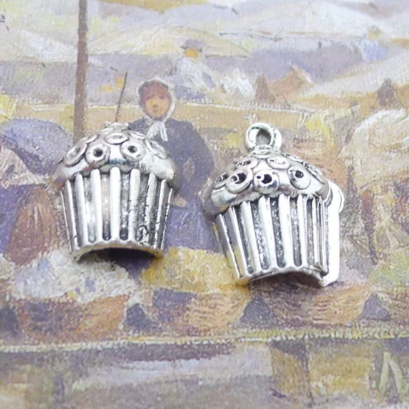 10pcs/Lot 15x20mm Cake Cupcake Alloy Charms Antique Silver Color Pendants for DIY Jewelry Making Charm