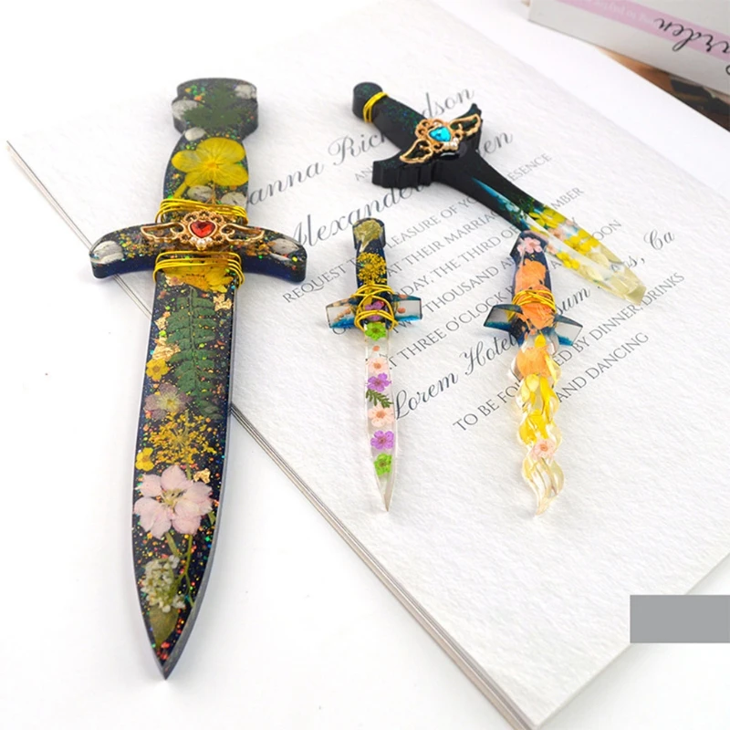 

Dagger Crystal Epoxy Resin Mold Sword Cutter Knife Pendant Silicone Mould DIY Crafts Jewelry Casting Tool A0NF