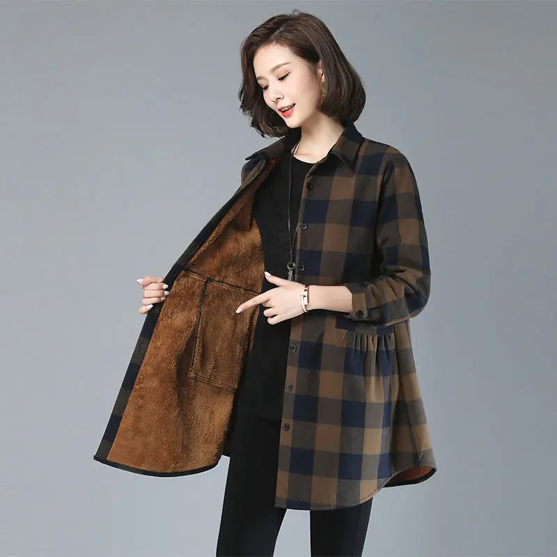 Warm Plus velvet Thick Plaid Blouse Women's Jacket Plus size Loose Long-sleeved Vintage Female Cotton Shirt Plaid Casual Tops