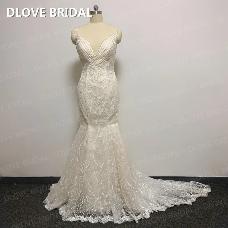 Elegante Backless Meerjungfrau Hochzeit Kleid Zarte Perlen Spaghetti-trägern V-ausschnitt Spitze Brautkleid