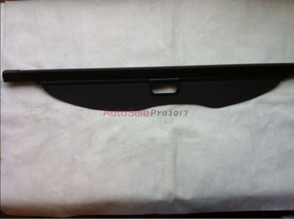 

Aluminium alloy + Fabric Rear Trunk Security Shield Cargo Cover For Mitsubishi Pajero Sport 2012.2013.2014.2015