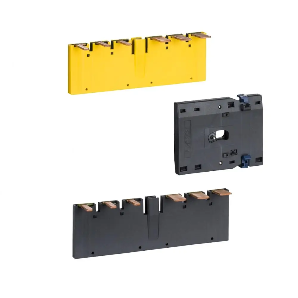 

LAD9R3 LAD-9R3 Kit for assembling 3P reversing contactors, LC1D40A-D80A with screw clamp terminals, without electrical interlock