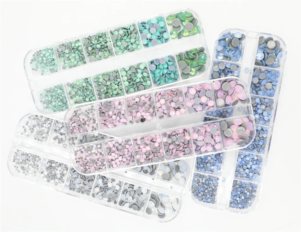 12Grid 1000pcs Mix size Hot Fix Strass Set Flatback Stone Crystal Glass Strass colla su Strass per indossare l\'indumento