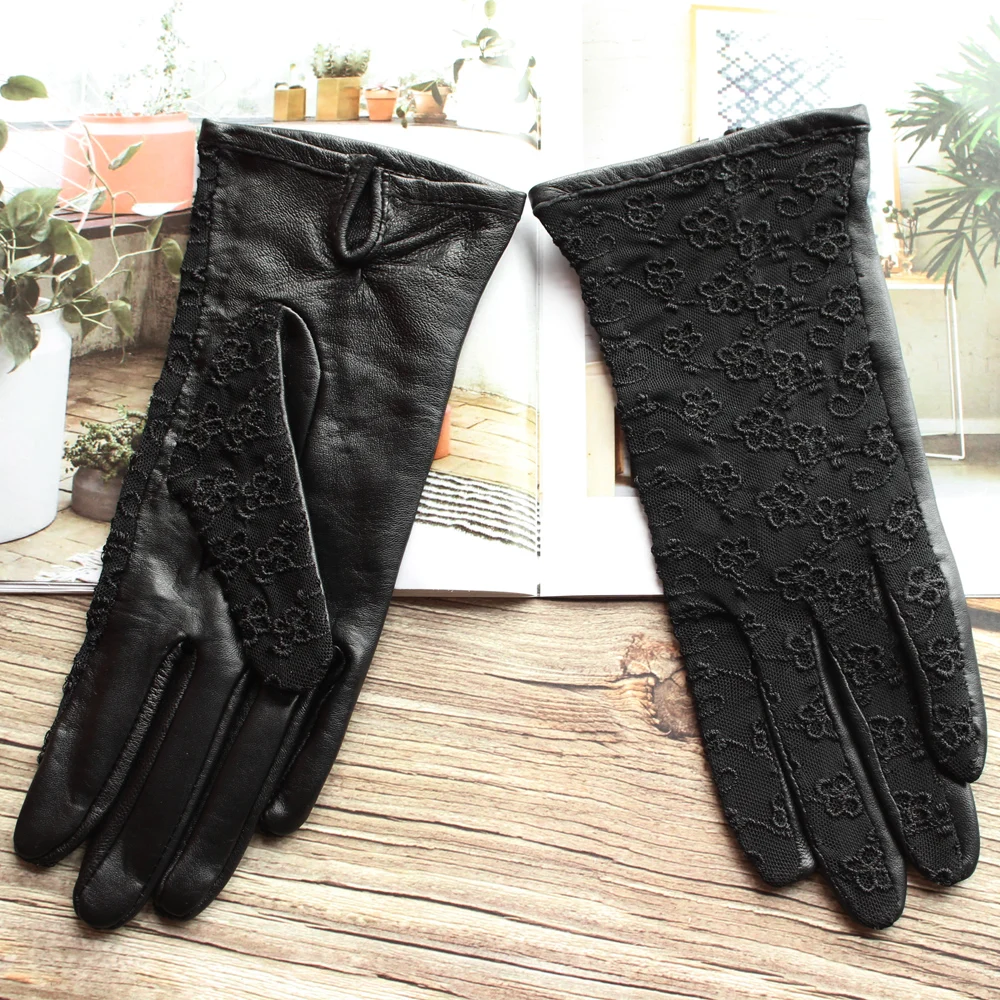 Nuevos guantes de cuero para pantalla táctil para mujer, moda de piel de oveja bordada con encaje sin forro, manoplas negras para conducir para