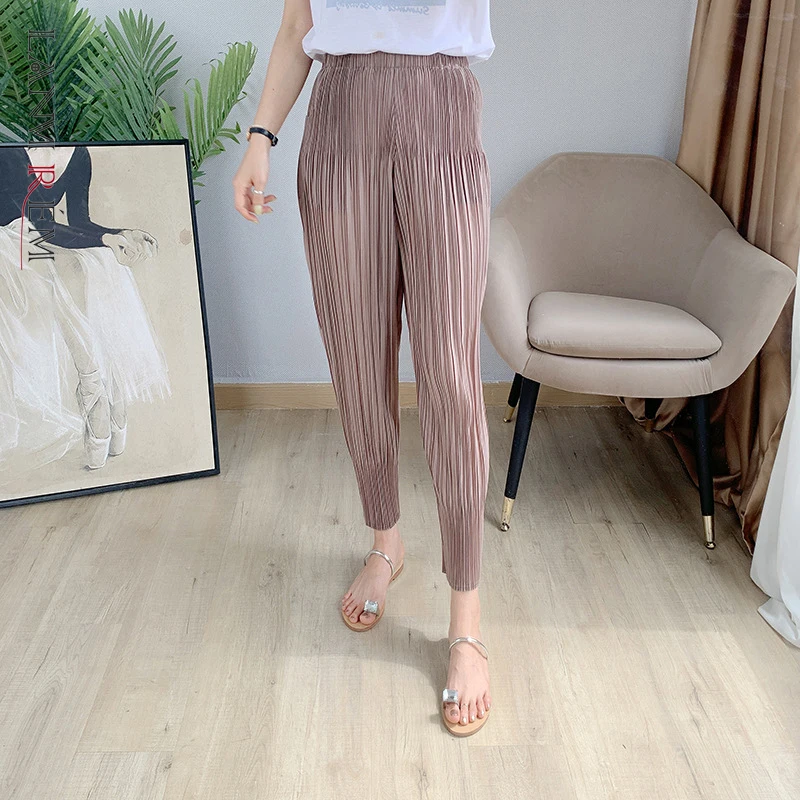 

LANMREM Loose Casual Pleated Harlan Pants For Women 2024 Spring New Lantern Pants Ankle-length Famale Stretch Trousers YJ619