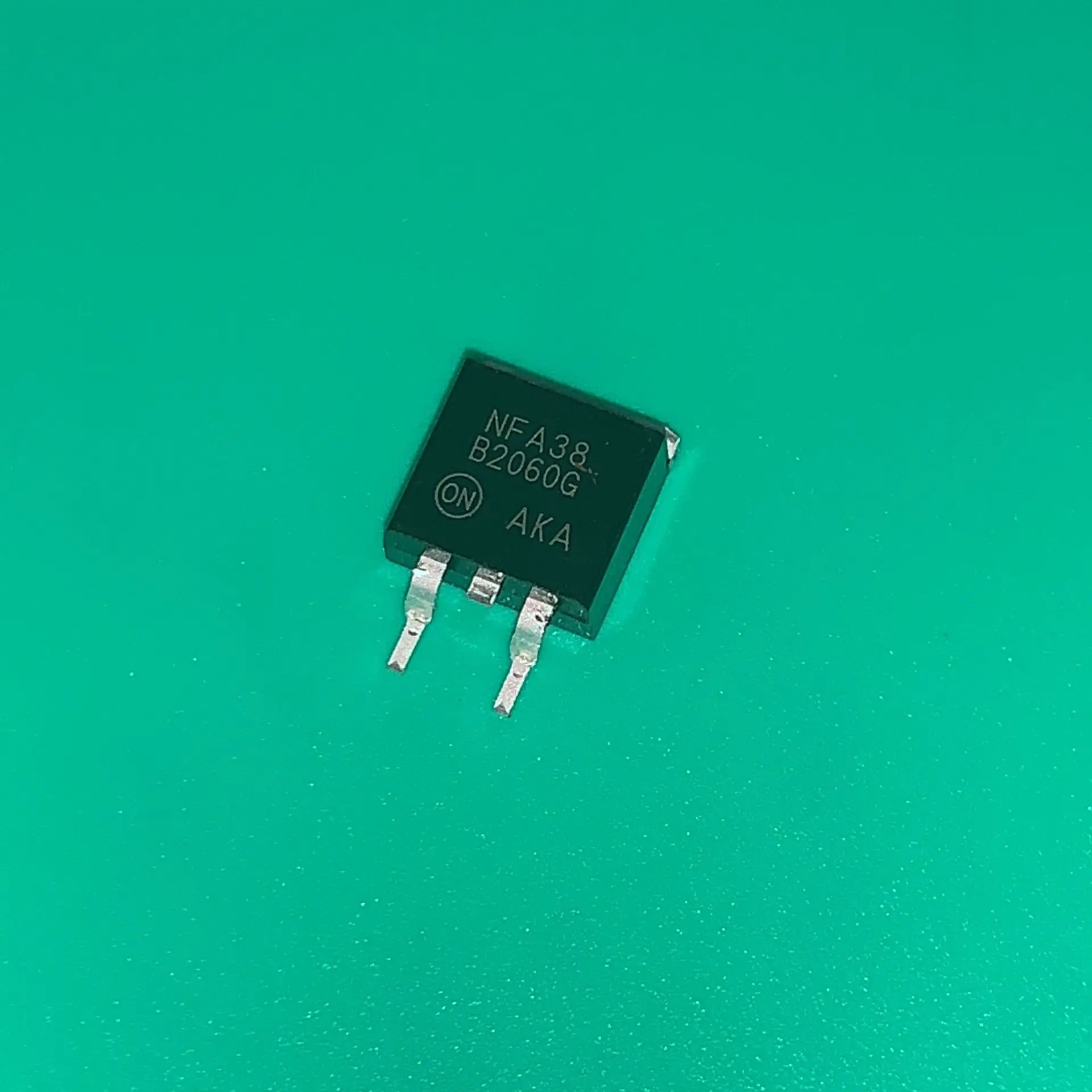 

5pcs/lot MBRB2060CTG TO263 B2060G MBRB2060CTT4G TO-263 DIODE ARRAY SCHOTTKY 60V D2PAK MBRB2060CTTR MBRB2060 CTG MBRB 2060CTG