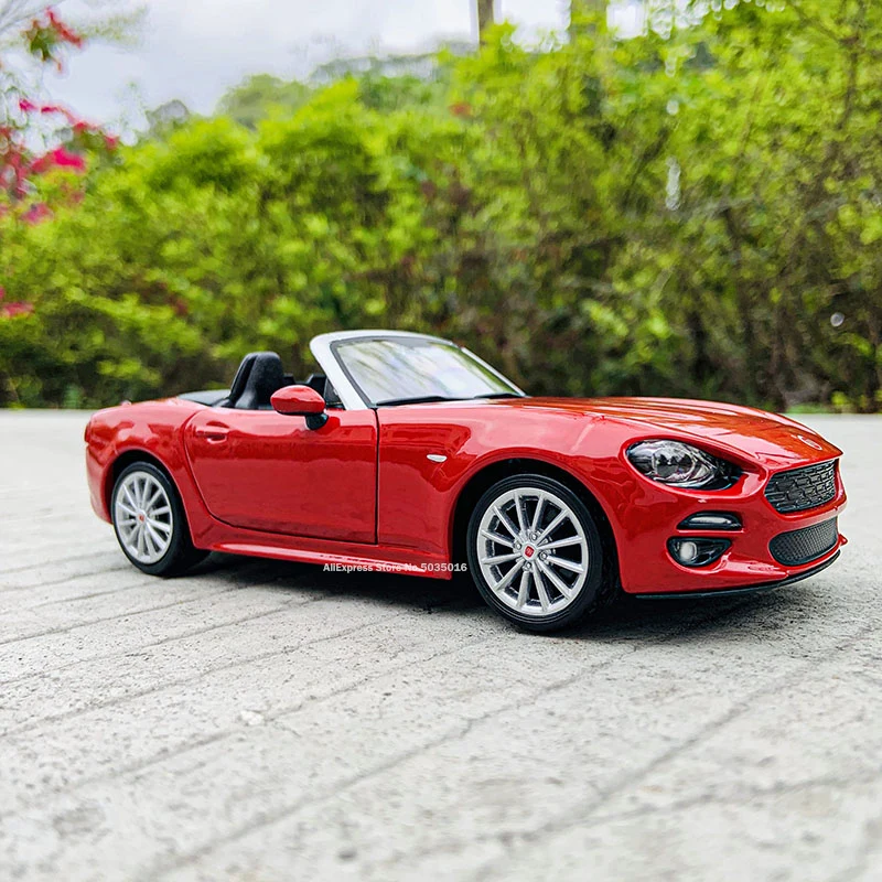 Bburago 1:24 Brand New  Metal FIAT 124 Spider Red Alloy Diecast Model Car Alloy Toys For Children Gifts Toys