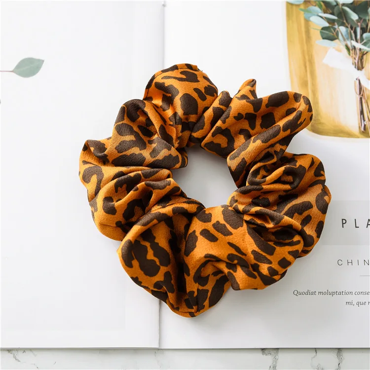 Soft Animal Leopard printing Hair Scrunchie Ponytail Loop Holder Stretchy Elastic Hair band for women Hair Accessories  pj-1000