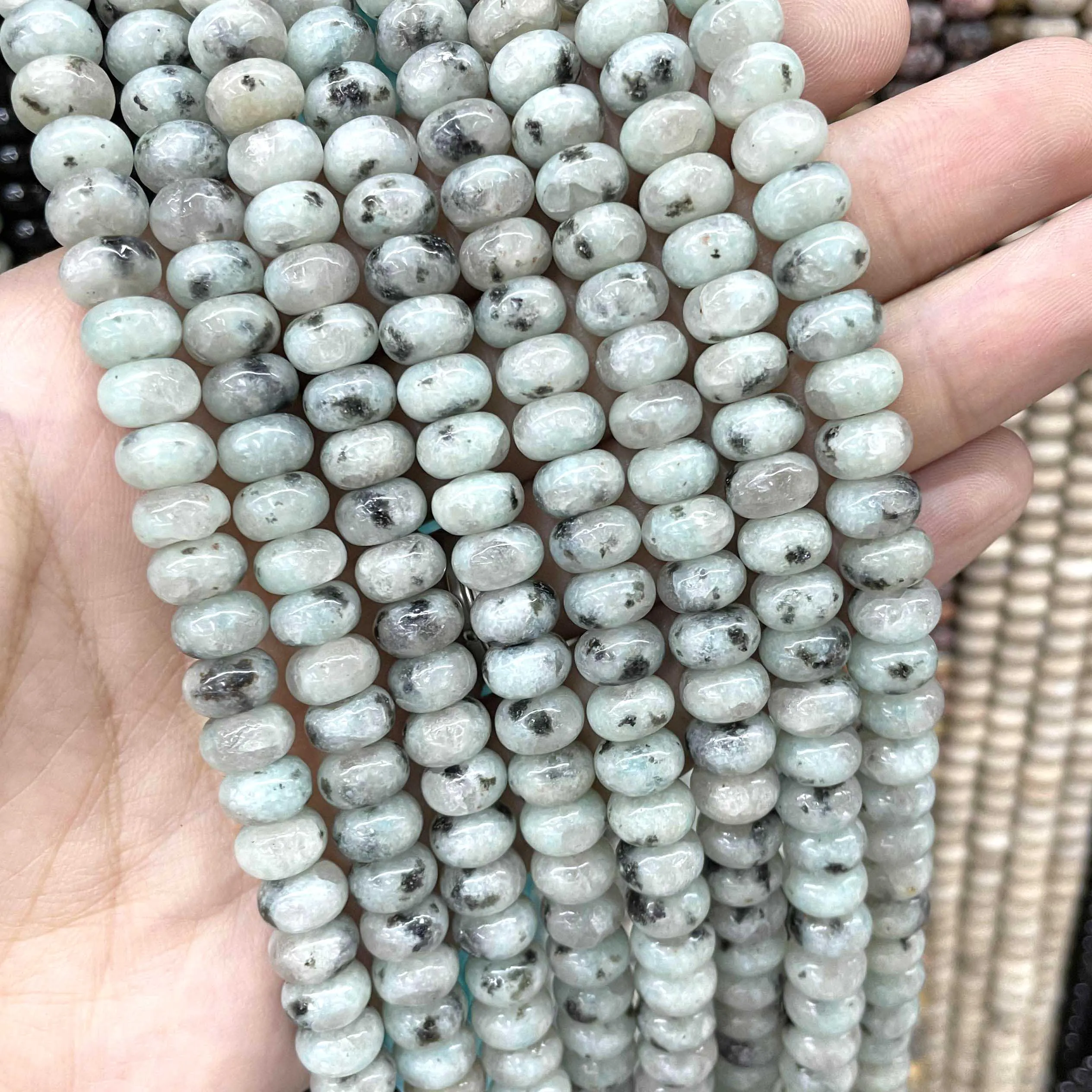 Variant: spot jasper