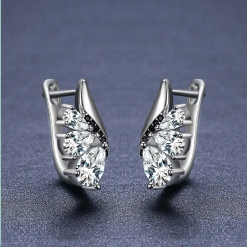 2026 New Fashion Black Hoop Earrings For Women Classic Silver Color Trendy Spinel Engagement I217