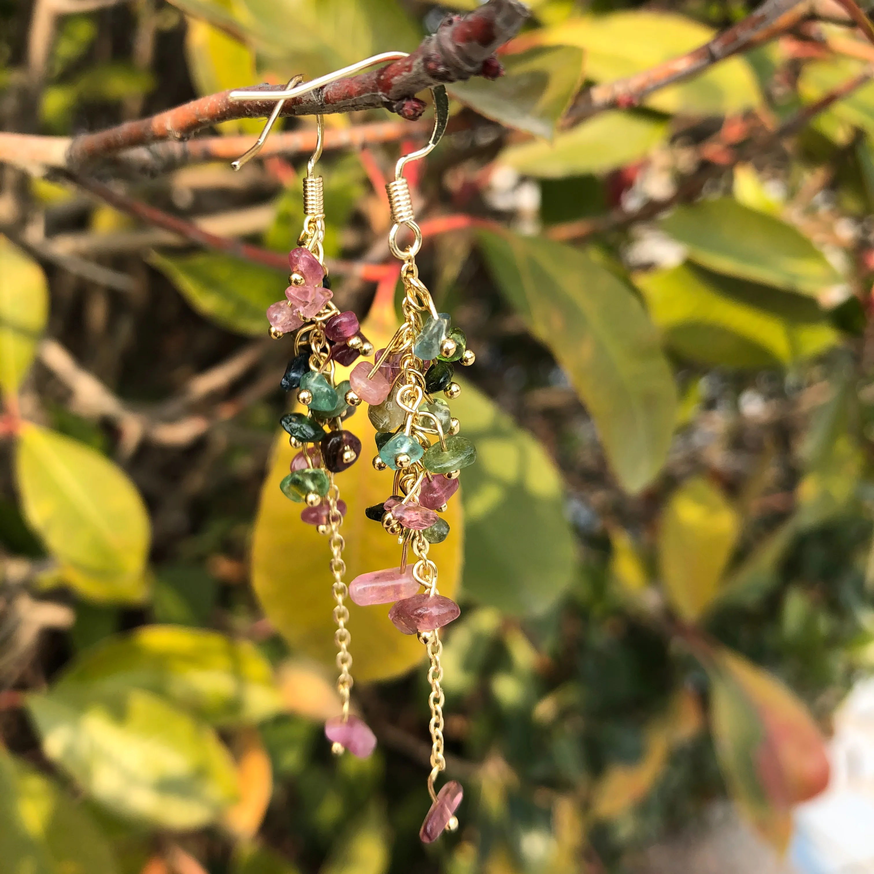 1 Pair Fengbaowu Natural Multicolored Gem Tourmaline Elbaite Chips Gravel Earring Crystal Healing Stone Women Jewelry Gift