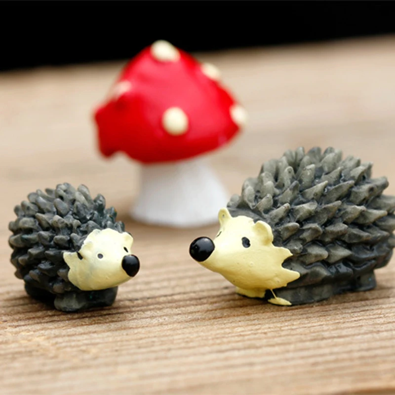 fairy garden gnomes moss terrarium Artificial mini hedgehog with red dot mushroom miniatures resin crafts decorations for home