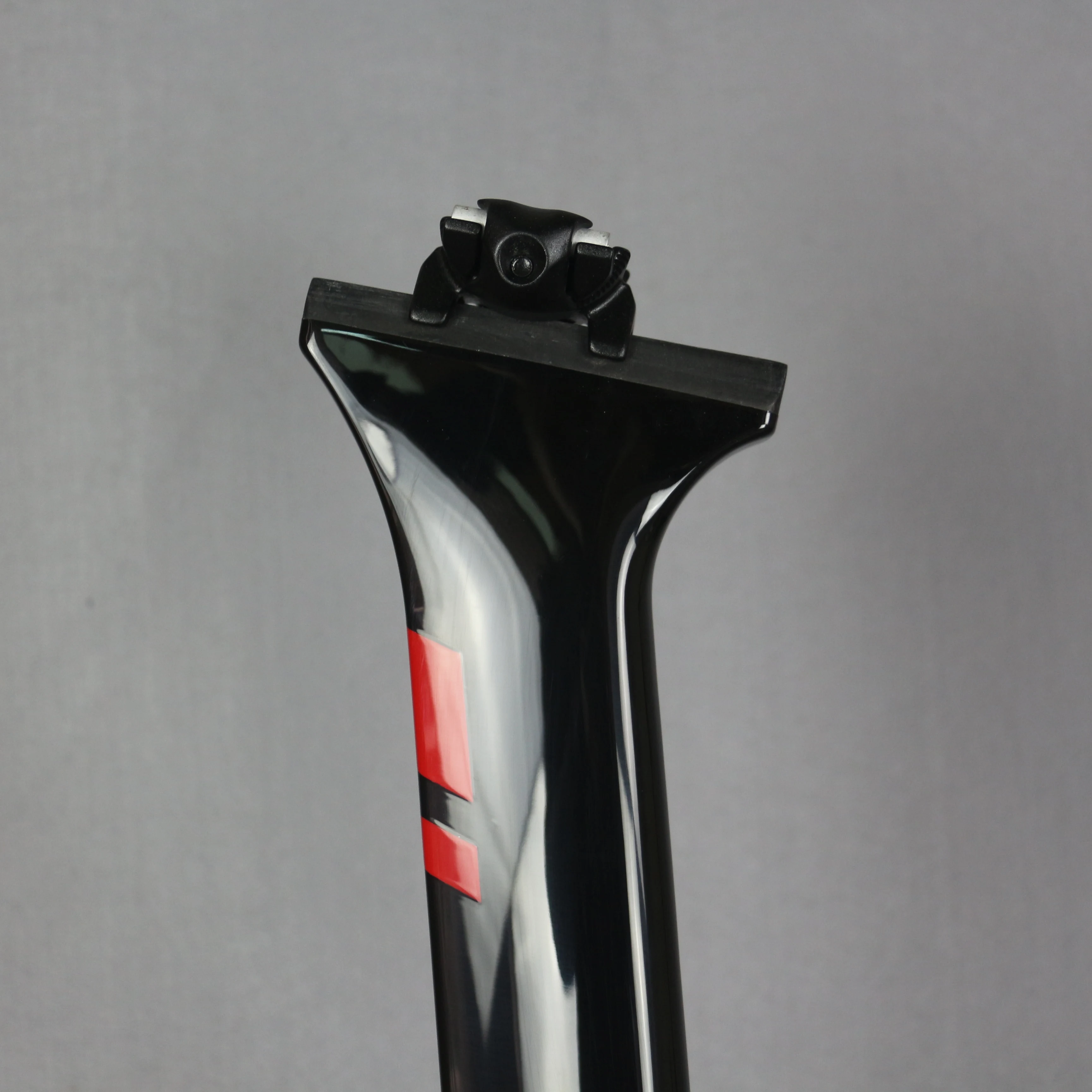 Carbon Seatpost Clamp Oval 7*9 mm Carbon Saddle Rail Parts Seatpost Clamp Suitable For Carbon Road Bike Use