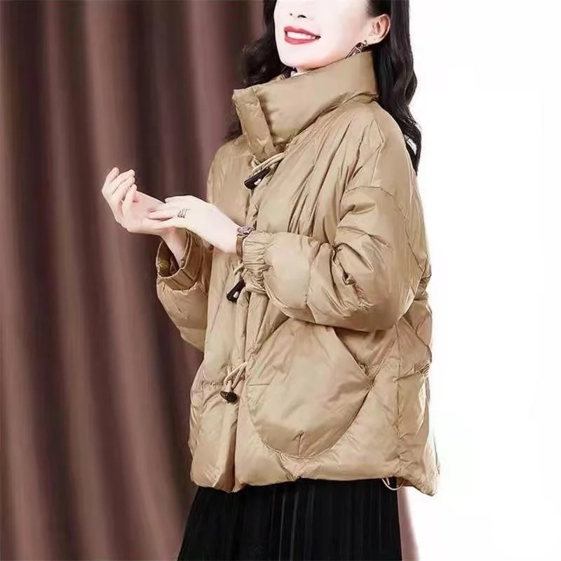 Female Winter New Fashion Horn Buckle Loose Retro Stand-up Collar Fashion Thick Coat Women Korean Short Down Cotton Jacket A868