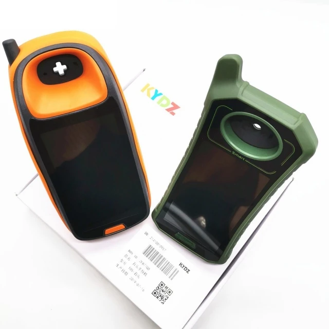CNP109 strumento per fabbro KYDZ smart car key programmer crea Smart card remota con Chip 4D ID46