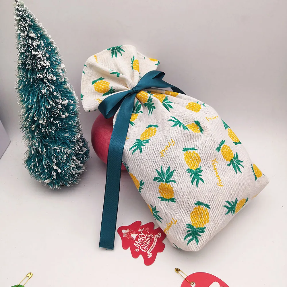 Christmas Satin Pouch With Ribbon Wedding Candy Pouch Jewellry Display Gift Bag Christmas Eve Apple Bag Can Be Customized Logo