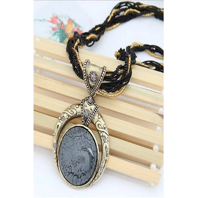 New Bohemian Pendant Necklace Vintage Rhombus Crystal Pendant Bohemia Style Multilayer Chain Handmade Retro Necklace