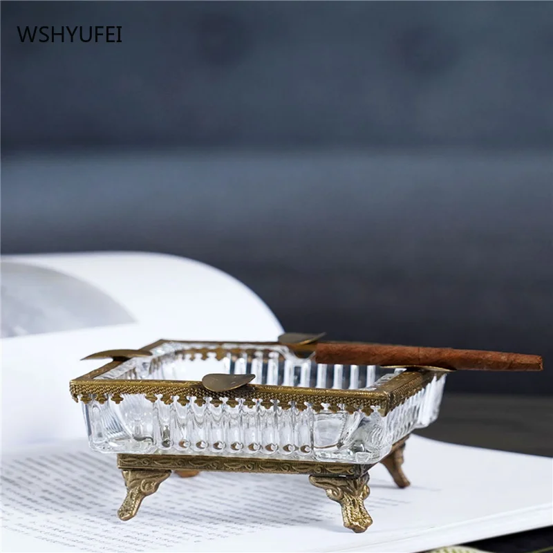 

Home decoration European classical retro brass tall ashtray smooth and delicate India imported pure copper glass ashtray