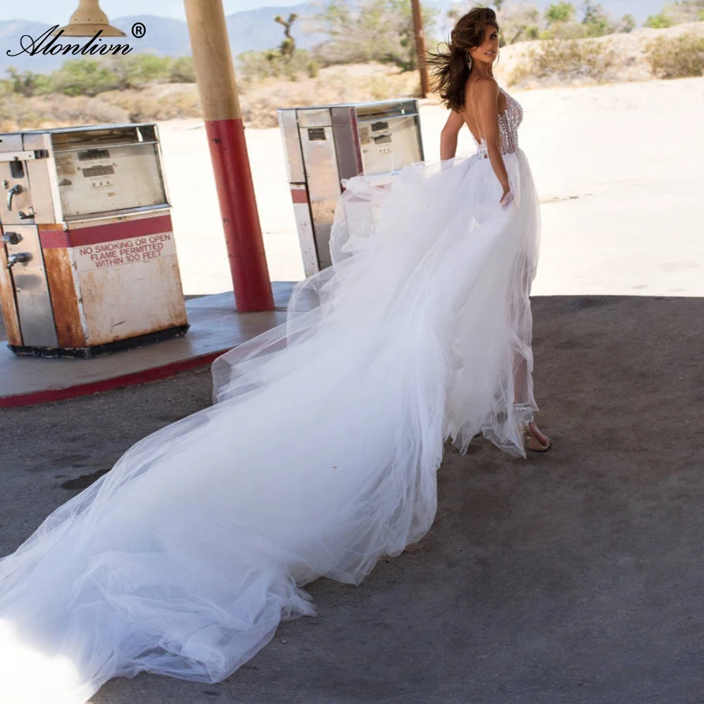Alonlivn Customize Chic Soft Organza V-Neck Backless Beach Wedding Dress Sexy Lace Spaghetti Straps Front Split Bridal Gowns
