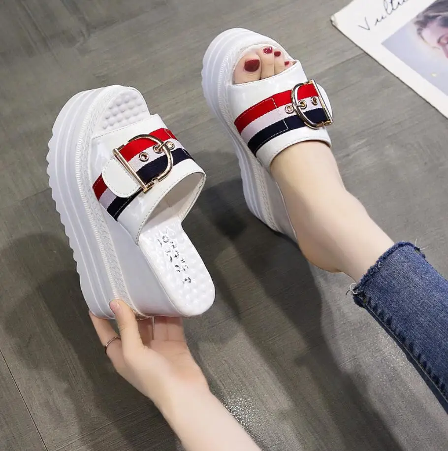 2024 Women Bottom Wedge Slippers Summer Fashion With All-Match Sexy Thick Soled Sandals Shoes Women Flip Flops Slipper Female