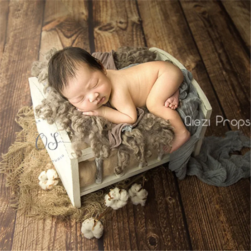 Newborn Photography Props Retro Solid Wooden Bed Boys Girls Shooting Background Photo Accessoire for Studio Infant Photografia