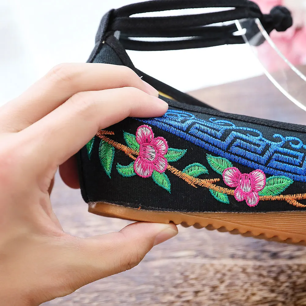 Veowalk Size 34-43 Woman Flower Embroidered Hidden Platform Old Beijing Shoes Ankle Strap Cotton Fabric Sneakers