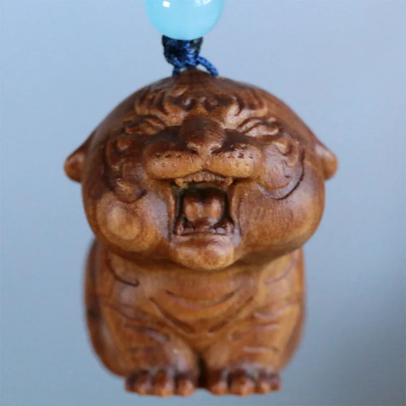 

XS469- 4. 8x3x3 см Брелок с тигром сандаловое дерево скульптура толстый тигр подвеска животное Netsuke статуя домашний декор