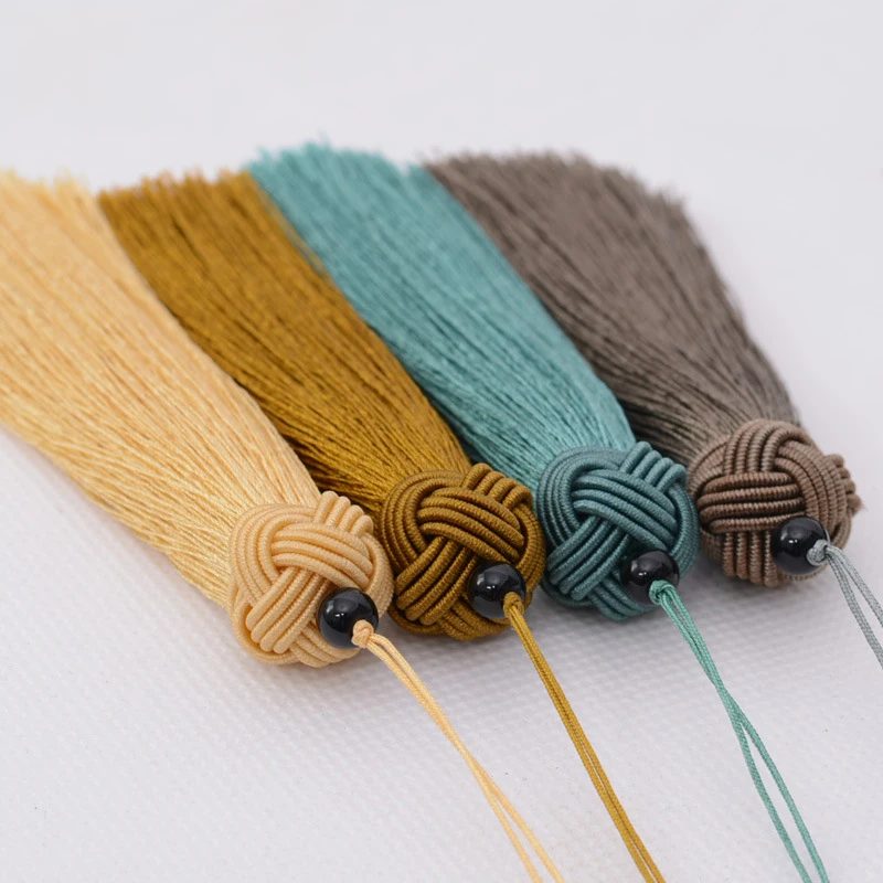 2Pcs/lot 9cm Pineapple Hat Tassels With Lanyard Silk Sewing Garment Tassel Decoration Key Tassel Curtain Home Decoration