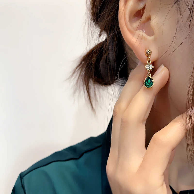 Korean Retro Resin Water Drop Green Stone Clip Earrings Temperament Six-pointed Star Rhinestone Non-pierced Clip On Earrings