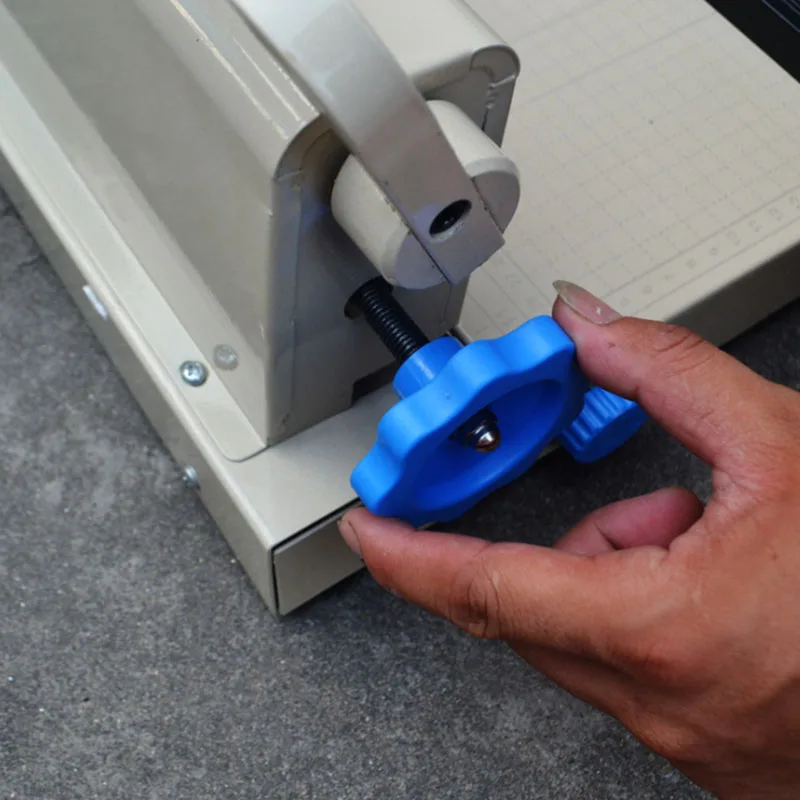 YG-210 file punching machine adjustable hole spacing three-hole binding machine