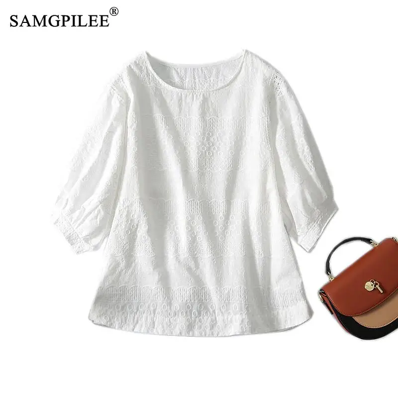 

Summer 2022 New Elegant European Embroidered White Women T-shirts Sunscreen Half Sleeve Loose Oversized T Shirt